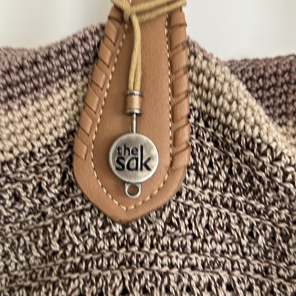 The Sak crochet bag. Beautiful neutral shades. - Picture 2 of 6